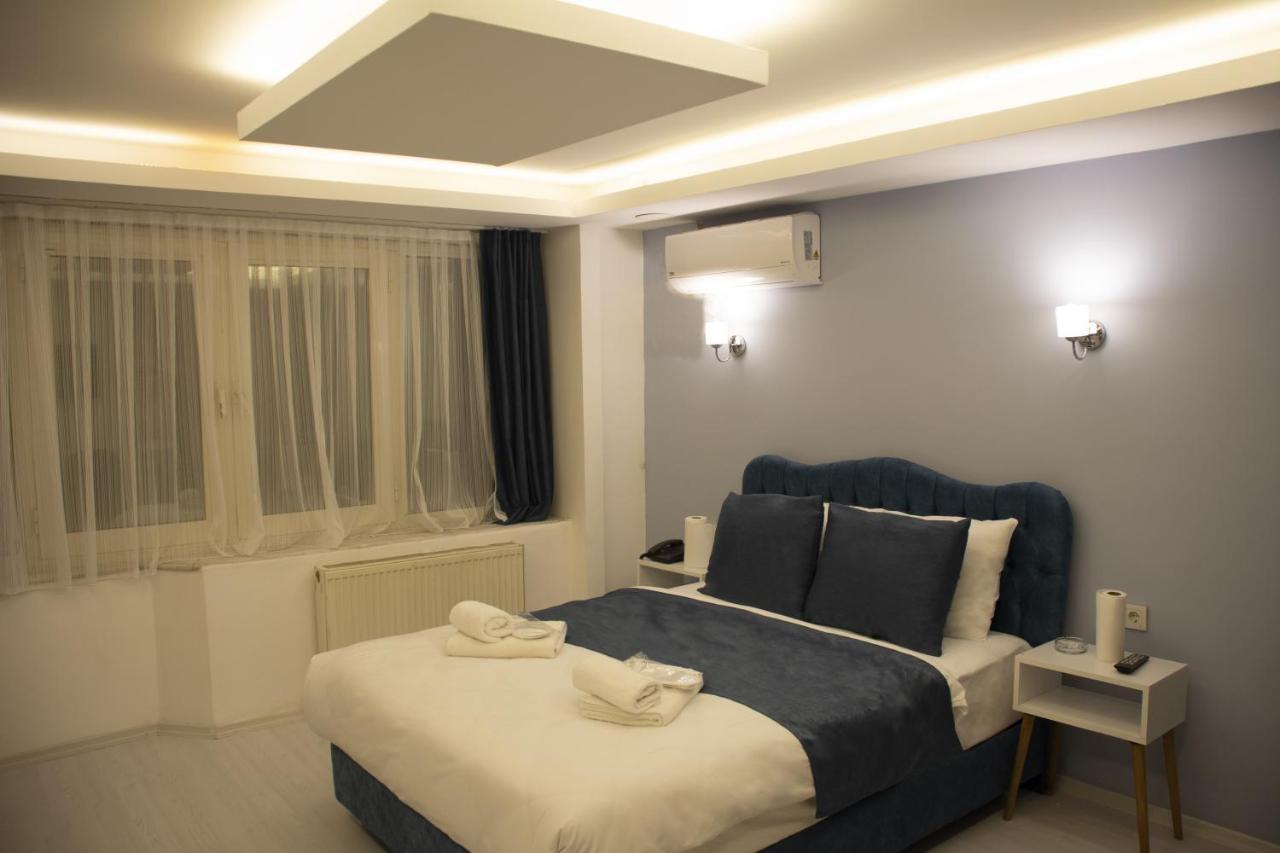 Asia Lees Istanbul